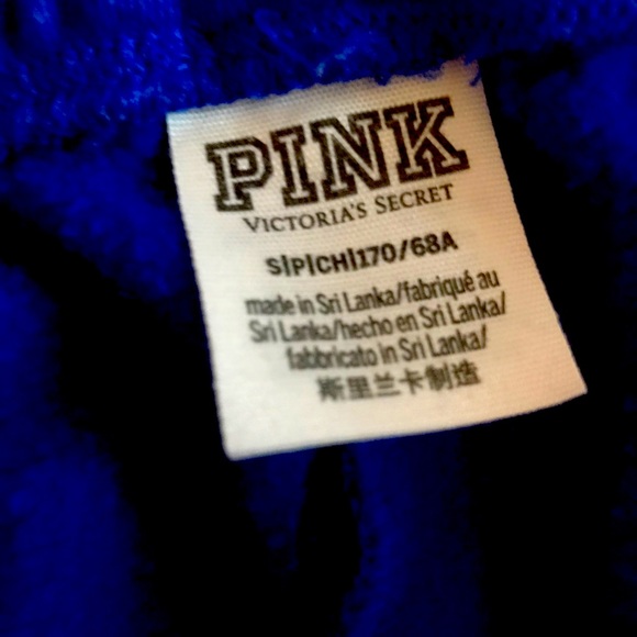 Vs pink outfit - Picture 3 of 6